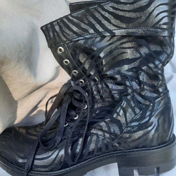 Combat boots - Picture 2 of 8